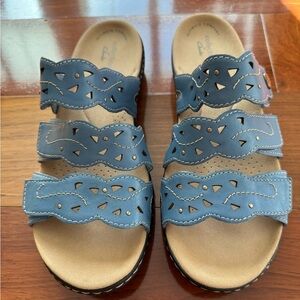Women’s Clarks Sandals- Laurieann Echo Blue Leather